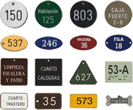 Placas para colgante grabadas por BCS Buzones.